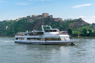 Old Town Sightseeing Cruise along the Rhine
