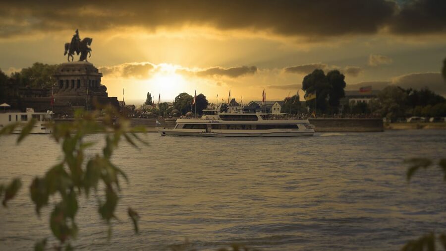 Koblenz: Sunset Boat Cruise - Key things to know before you board