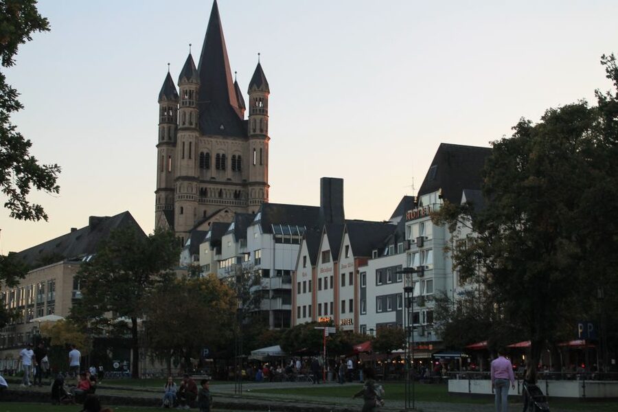 Köln: Altstadt-/Highlightstour in German - Getting the Roman Period Without Museum Exhaustion