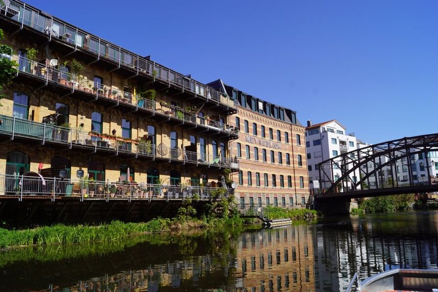 Leipzig: 3-Hour City Canoe Tour - Why Leipzig looks different when you paddle it first