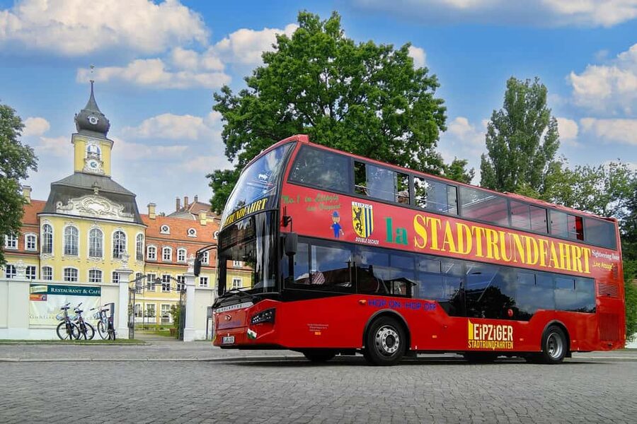 Leipzig: Bus Tour - Starting at Richard-Wagner-Straße: where the day begins