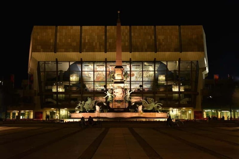 Leipzig Night Watchman of the 21st Century: a modern evening tour - What makes Leipzig’s modern night-watchman different from the usual