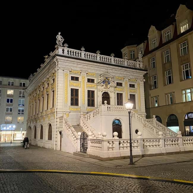 Leipzig Night Watchman of the 21st Century: a modern evening tour - Price and value: is $17 worth 1.5 hours with tech and a projector?