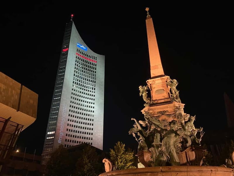 Leipzig Night Watchman of the 21st Century: a modern evening tour - The “before and after” projections: where history becomes visible