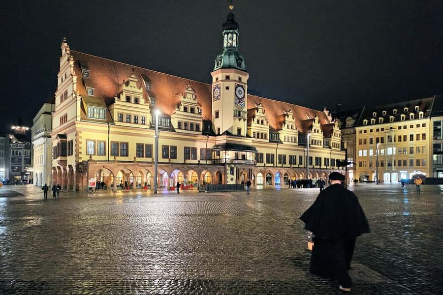 Leipzig: The Original Night Watchman Bremme Tour - Who should book this Bremme night watchman tour