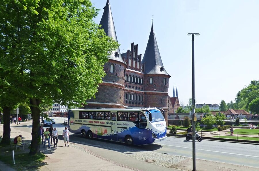 Lübeck: 1-Hour Splash Bus City Tour - FAQ