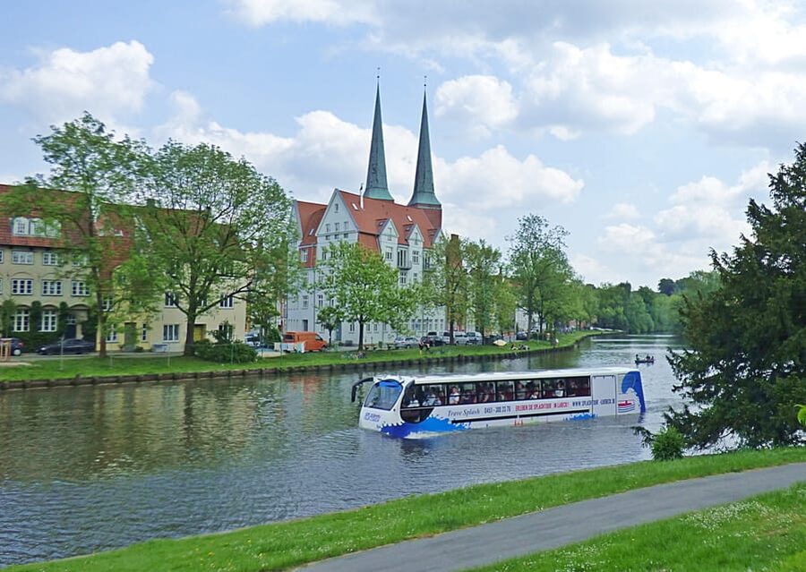 Lübeck: 1-Hour Splash Bus City Tour - A Simple Hour Plan: How the Ride Unfolds