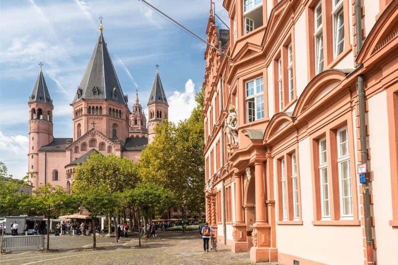 Mainz: The golden Mainz and its sights - Walking through Mainz like a time machine (without the headache)