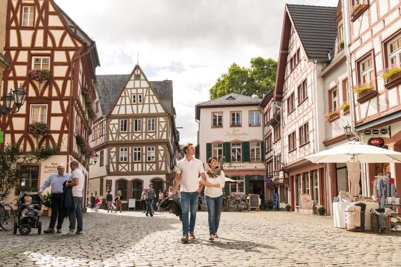 Mainz: The golden Mainz and its sights - St. Martin Cathedral: the landmark that explains Mainz’s skyline