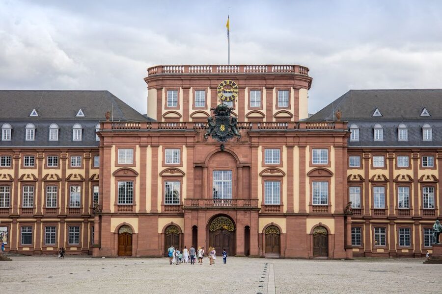 Mannheim, guided costume tour: Tour with Night Watchman - Jesuit Church Stop, Mannheim’s Spiritual Center
