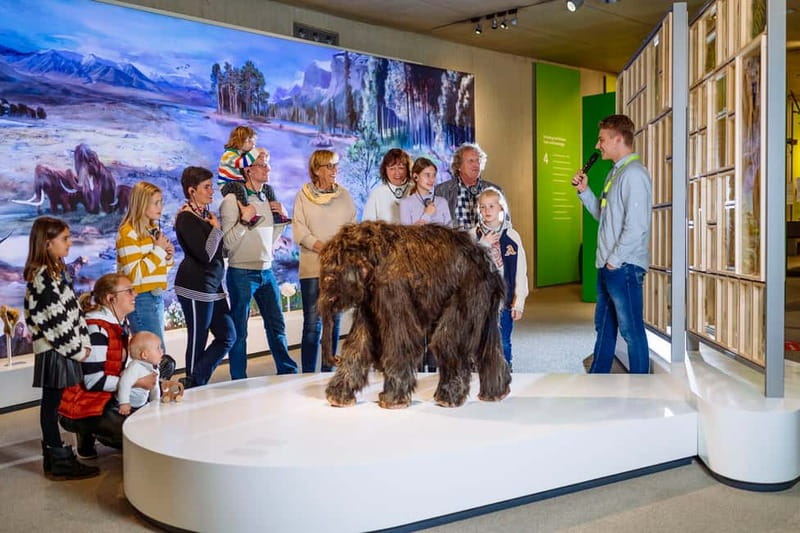 Mettmann: Neanderthal Museum Admission Ticket - The Neanderthal Discovery Site Special Exhibition (Included)