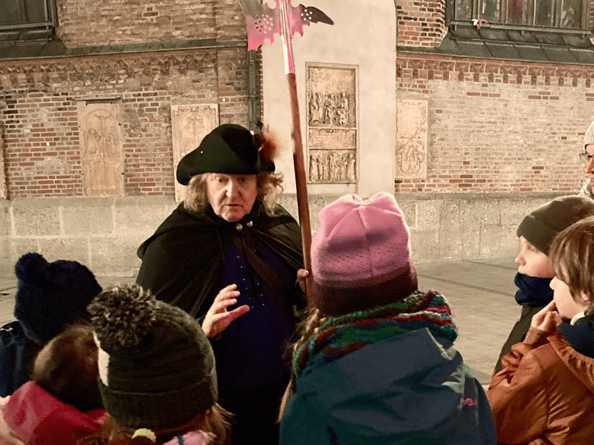 München: Der Nachtwächter für Kinder - Führung auf Deutsch - Should You Book the Munich Night Watchman Tour for Kids?