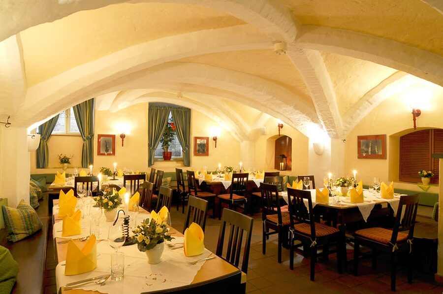 Munich: 3-Hour Culinary Nightwatch Tour - St. Peter’s Church and the cemetery stories that stay with you