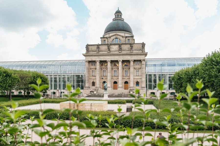 Munich 3-Hour Guided Bike Tour - Königsplatz and Pinakothek der Moderne: Classicism Meets Modern Art