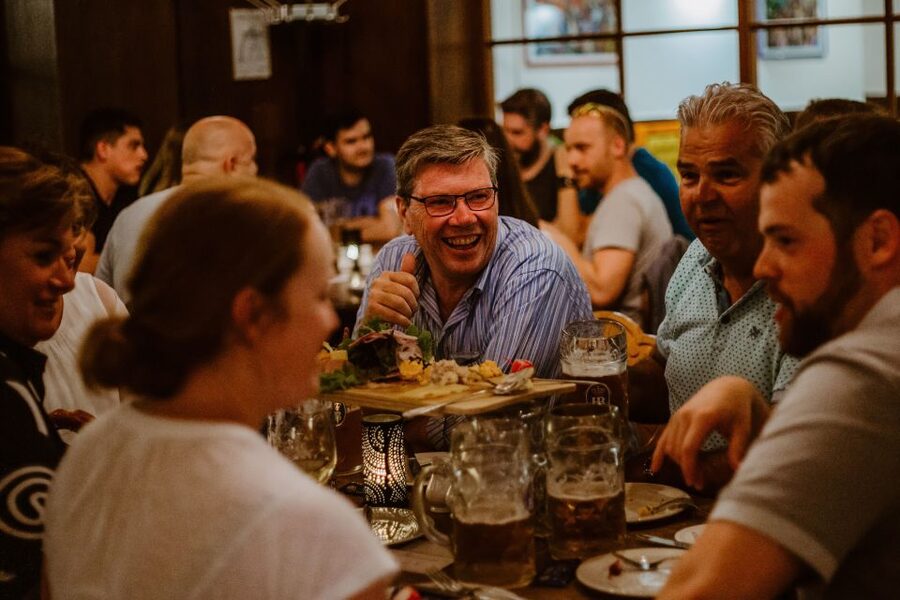 Munich: Beer and Food Tour with Dinner & Oktoberfest Museum - Beer garden vibes, then a stop at Hofbräuhaus