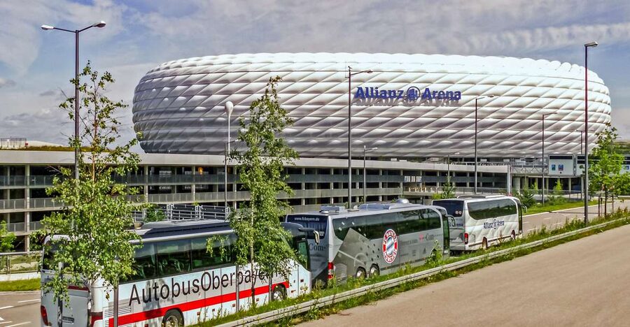Munich: City Bus Tour & FC Bayern Munich Allianz Arena Tour - Allianz Arena free time: FC Bayern Museum and the fan store in 45 to 60 minutes