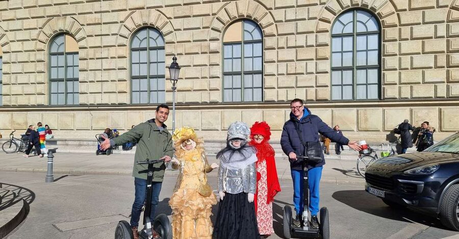 Munich: City Highlights Guided Segway Tour - Hofgarten and Siegestor: a calmer chapter in the same route