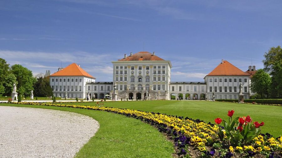 Munich: City Pass 45+ Top Attractions and Public Transport - Key things that make this pass work in Munich