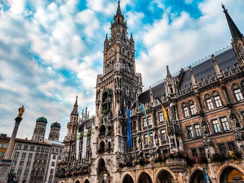 Munich: CityTourCard | Free Public Transport | 100+ Savings - Discounts that can steer your schedule, like a local menu