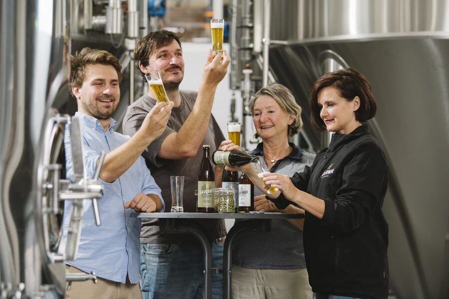 Munich: Hands-On Brewery Tour & Tasting of 4 Organic Beers - What happens first: meeting brewers and starting with ingredients