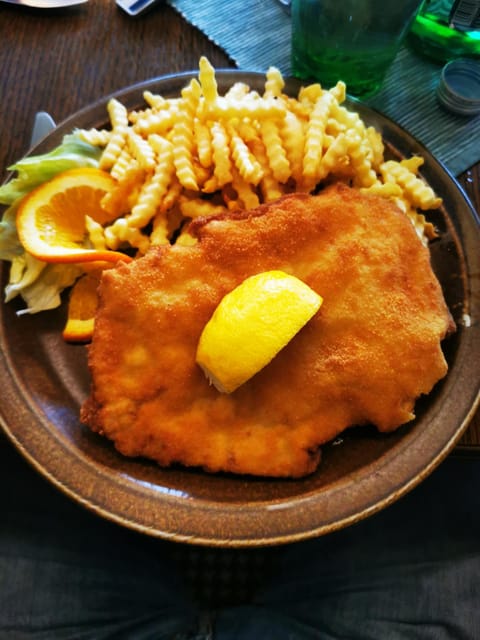 Munich: Mini Classic Bike Tour with Beer Garden Stop at 4 PM - Key things that make this 4 PM bike tour worth it
