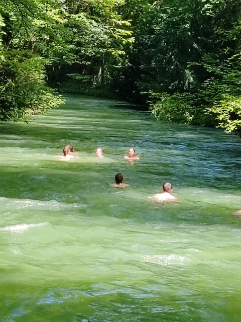 Munich: Mini Classic Bike Tour with Beer Garden Stop at 4 PM - First you meet by Marienplatz, under the Old Town hall tower