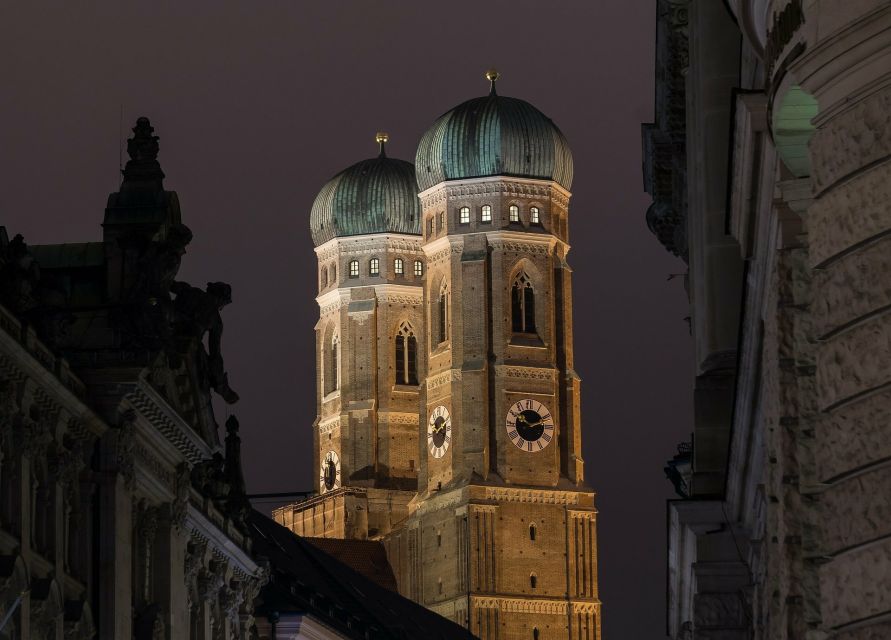 Munich: Night Watchman Torch Tour in German - Who this torch tour is perfect for