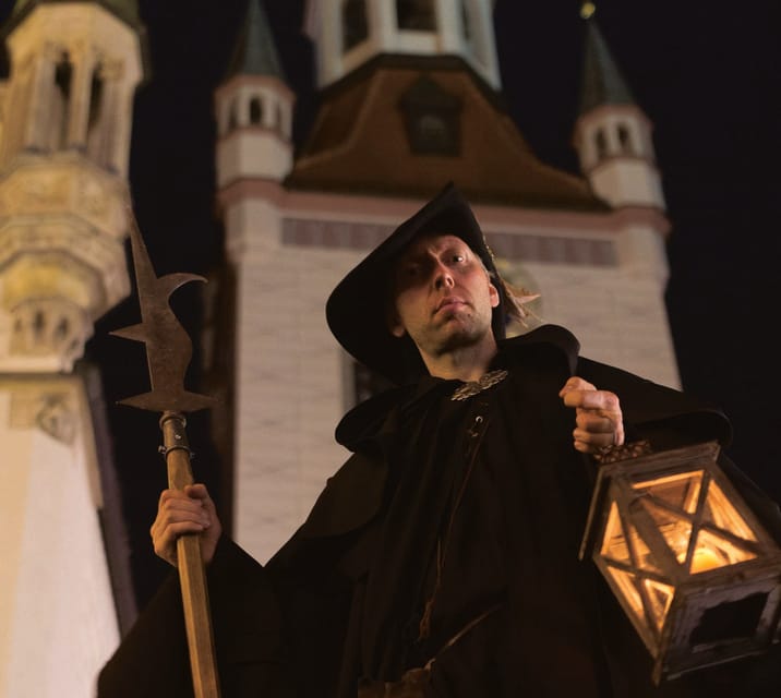 Munich: Night Watchman Tour for Kids (6 - 12 years) - 75 min - Meeting at Mariensäule, Then Into Marienplatz’s Old-Town Streets