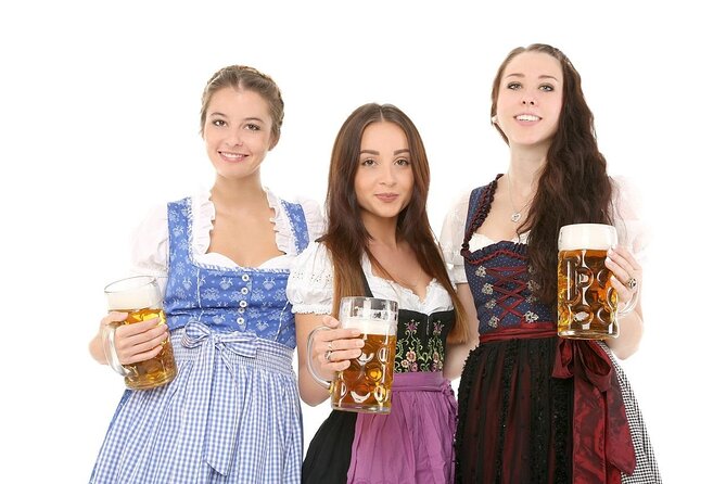 Munich: Oktoberfest Lunch/Dinner table reservation big beer tent - Lunch Experience: Half Roast Chicken and Beer at Your Table