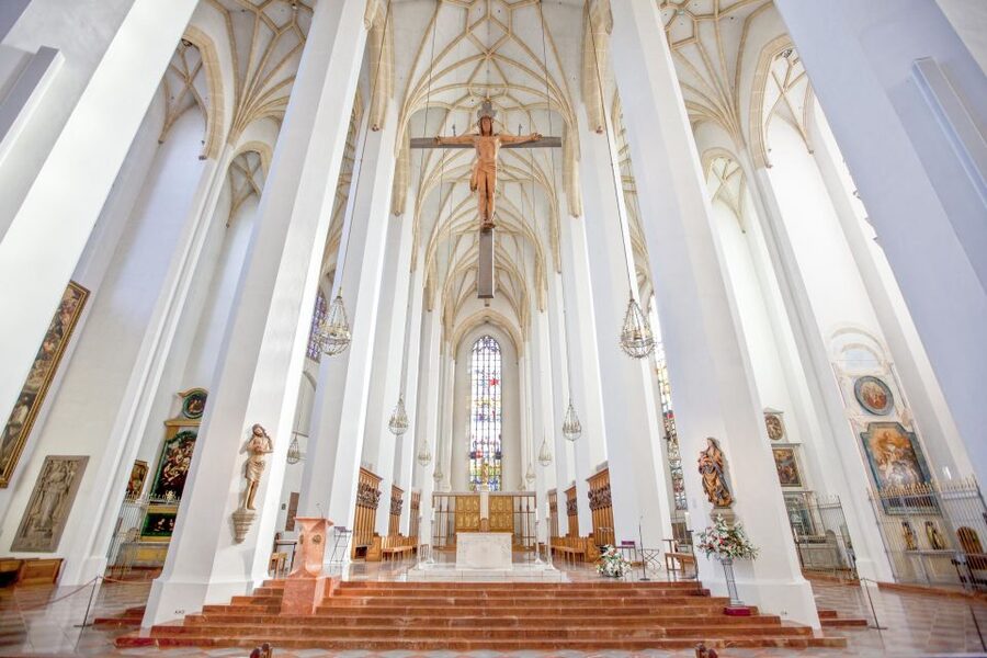 Munich: Old Town & Viktualienmarkt City Walk in German - Key takeaways before you go