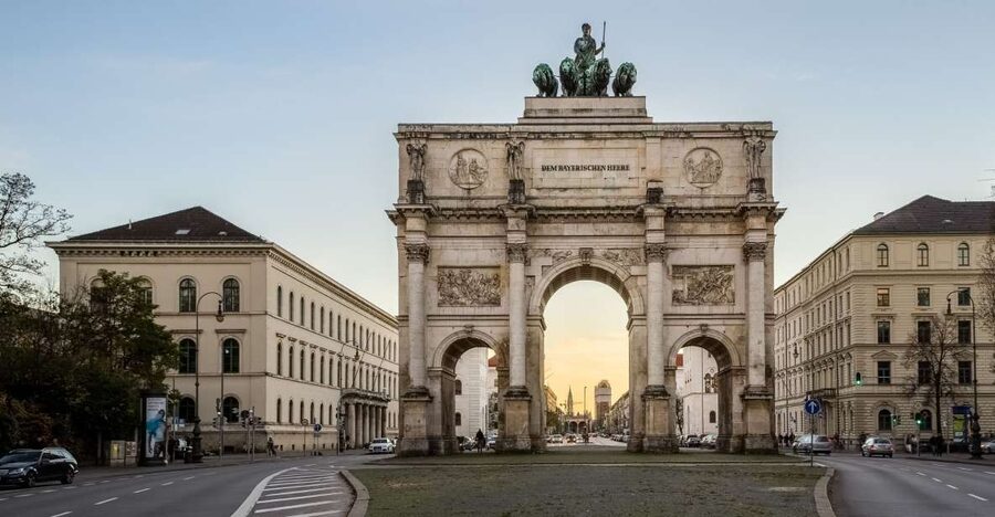 Munich : Private Walking Tour with A Guide (Private tour) - How This Tour Handles WWII and Nazi Context