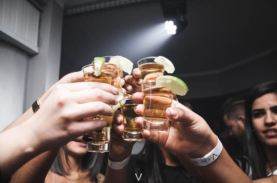 Munich Pub Crawl - 4 Locations, Shots, and Club Entry - Quick hits to know before you go