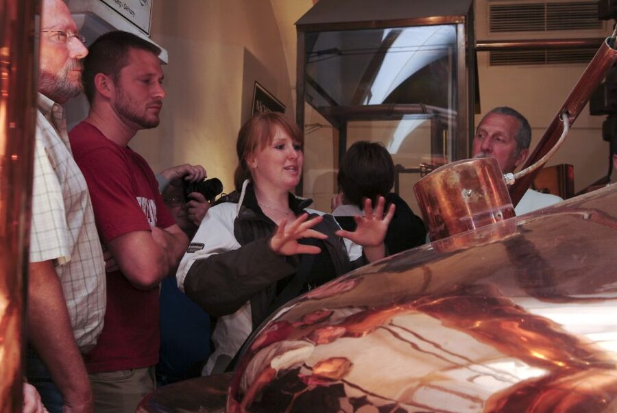 Munich's Beer Halls and Breweries: 3-Hour Guided Tour - Key highlights at a glance