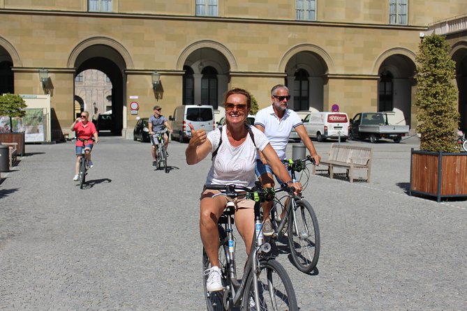 Munich Small-Group Bike Tour - The guide makes or breaks the experience