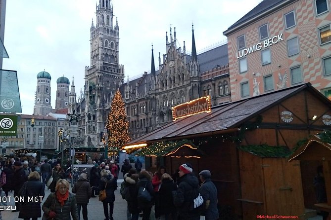 Munich - the essential walking tour - New Town Hall and the Glockenspiel, including the Scheffler dance