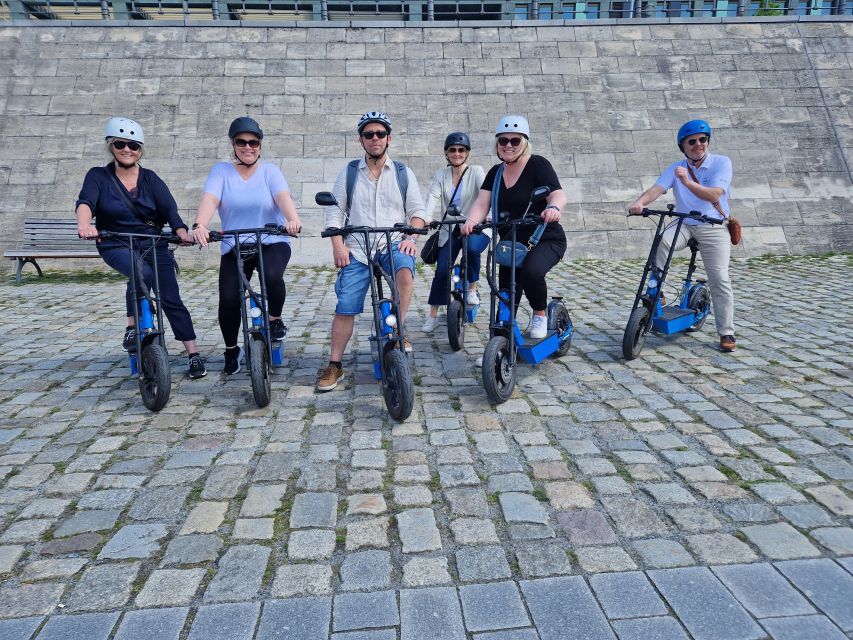 Munich: Top Sights Guided E-Scooter Tour - Hofgarten and Ludwigstrasse: Classic Munich on Wheels