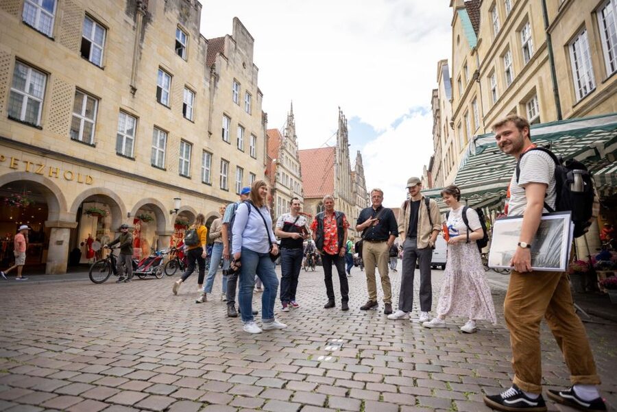 Münster: Old Town Historical Walking Tour by "Geo Epoche" - Key things to know before you go