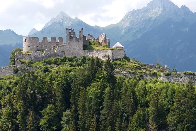 Neuschwanstein and Hohenschwangau plus Oberammergau Private Tour - A private castle day that saves hours