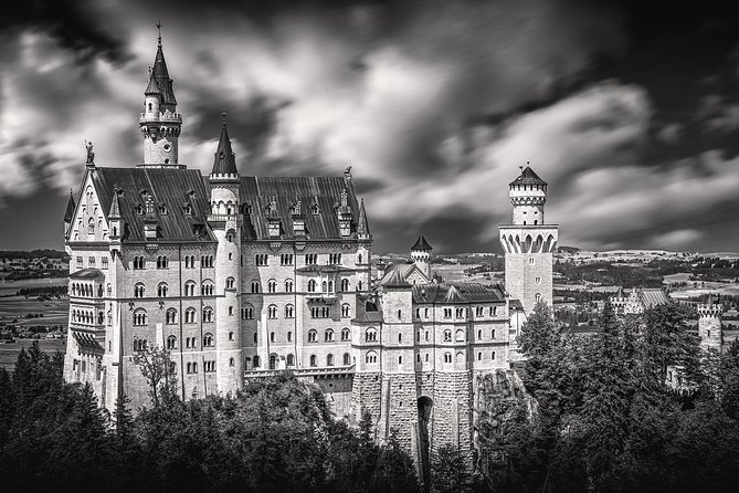 Neuschwanstein Castle Skip-the-Line Private Tour for Groups - Price and value: why $392.66 per person can make sense