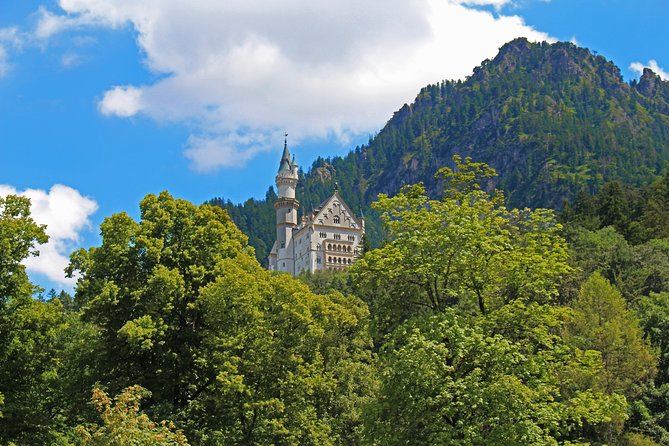 Neuschwanstein Castle Tour from Munich - Stop 1: The drive toward Neuschwanstein and the first big dose of context