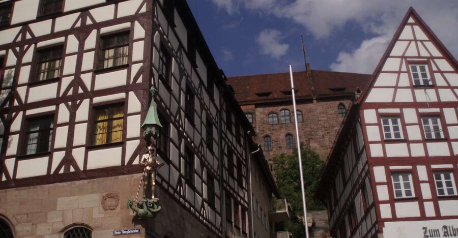 Nuremberg: 1.5-Hour Private Tour through Historical Old Town - Albrecht Dürer’s House: art history that connects to the street