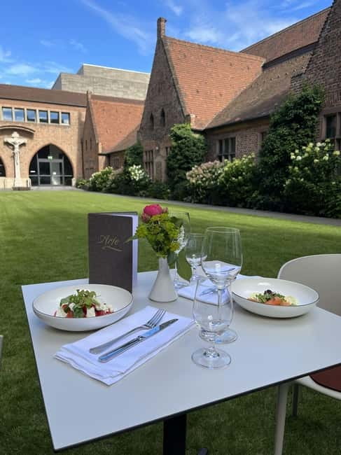 Nuremberg: 1-day ticket Germanisches Nationalmuseum - Café Arte breaks, plus a realistic way to manage food rules