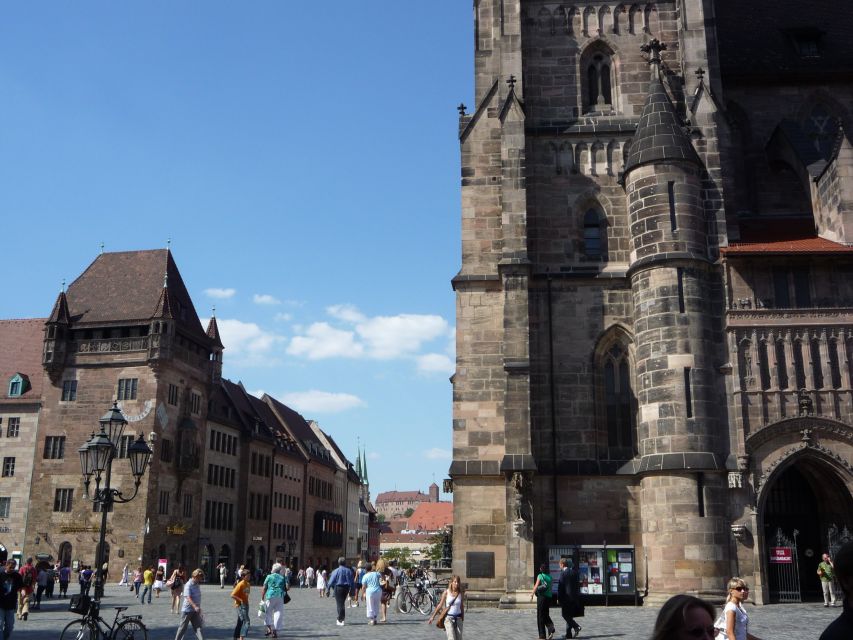 Nuremberg 2-Hour Old Town Highlights Walking Tour in English - Hauptmarkt, Old Town Hall, and the Beautiful Fountain: the heart you keep returning to