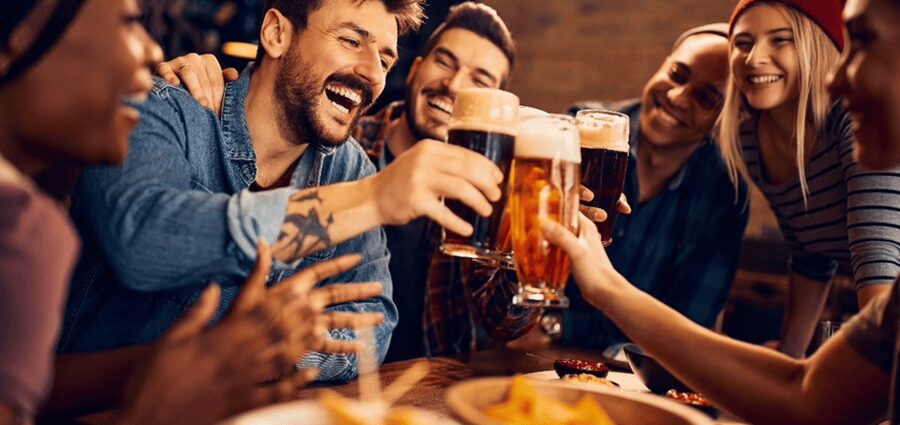 Nuremberg: Bar and Club Tour with Free Shots and Free Entry - Nuremberg Nightlife, Simplified: How the 4-Hour Crawl Works