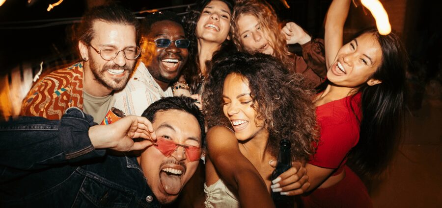 Nuremberg: Bar and Club Tour with Free Shots and Free Entry - Price and Logistics: Quick Notes Before You Go