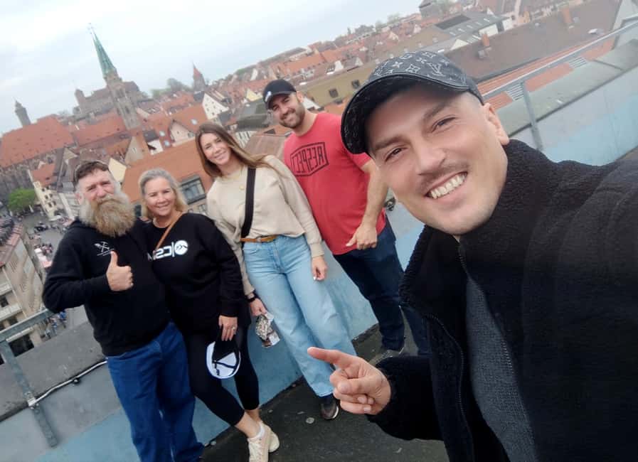 Nuremberg: Castle and Old Town Tour - incl. Tickets and red beer tasting - Starting at Hexenhäusle, then getting your bearings fast