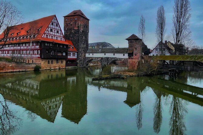 Nuremberg Ghosts and Gallows Evening Walking Tour in English - Stop 4: Albrecht-Dürer-haus and a starry pause