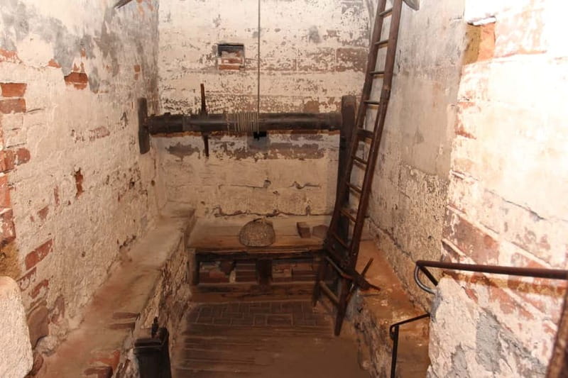 Nuremberg: Medieval Dungeons Guided Tour - Who This Tour Is Best For (And Who Should Skip)