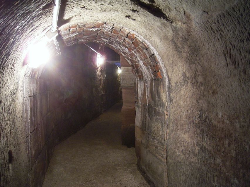 Nuremberg: Tunnels and Secret Passages in the City Wall Tour - Going under the Imperial Castle: secret passages you can actually walk
