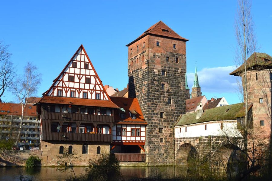 Nürnberg: Mörder, Fälscher, Messerstecher - Findelgasse and Peter Henlein, crime meets crafts and innovation